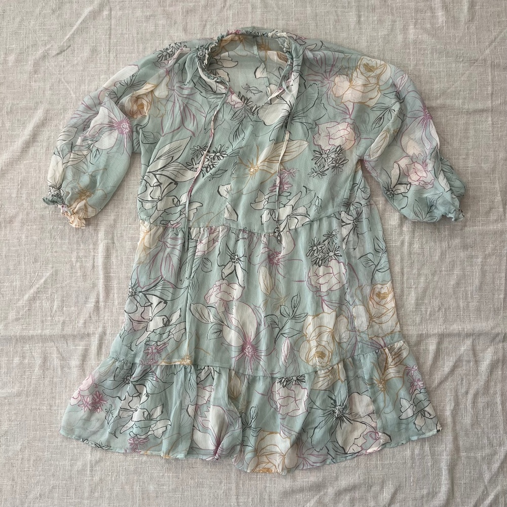 Black Tape_ Green Floral Tiered Sleeved Dress Size 2XL
